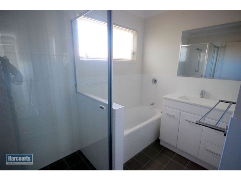99 Gillies Street, Zillmere QLD 4034