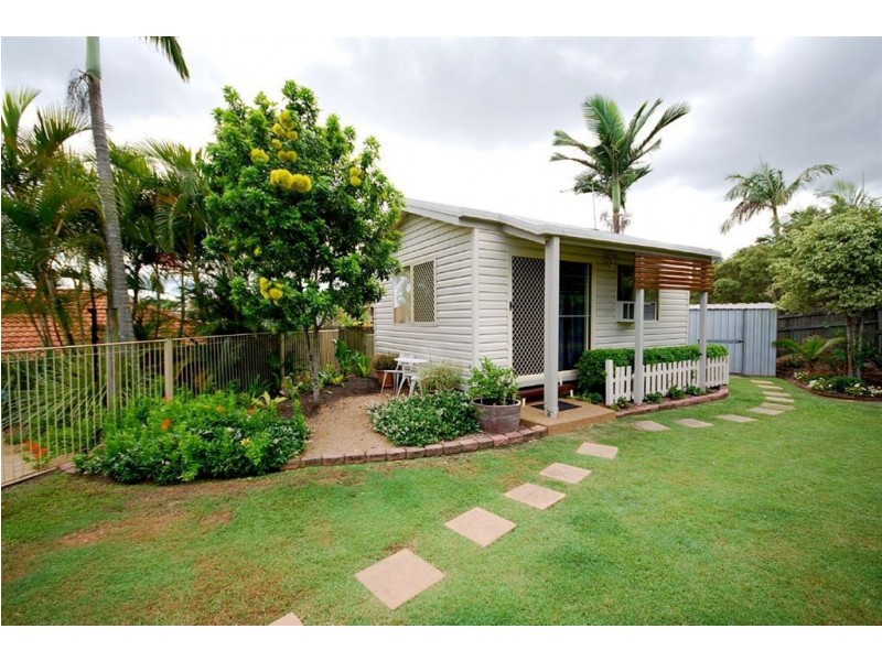 8 Selleck Close, Mcdowall QLD 4053