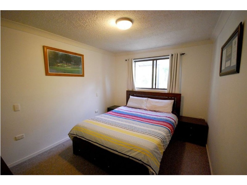 32 Ashley Road, Chermside West QLD 4032