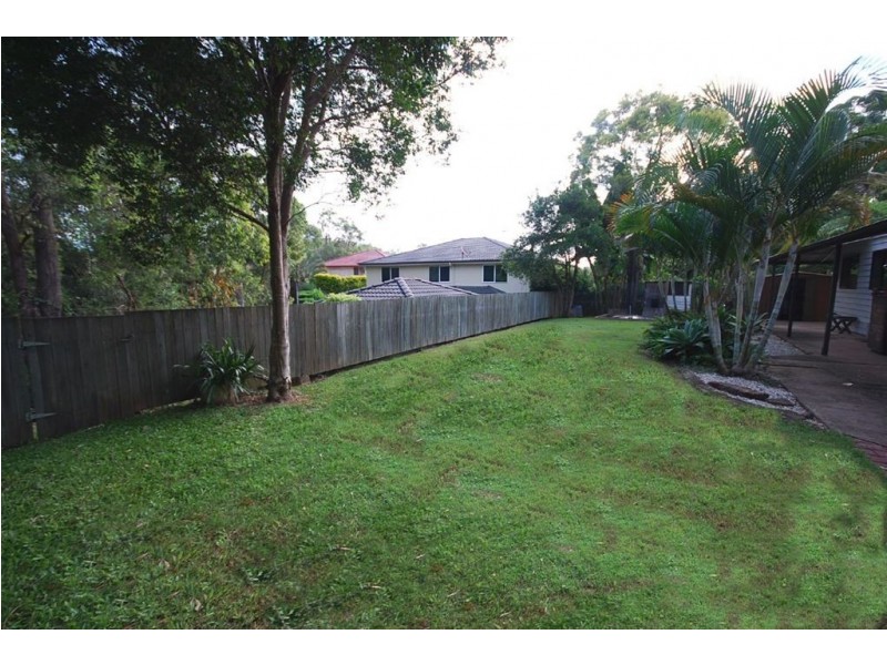 32 Ashley Road, Chermside West QLD 4032