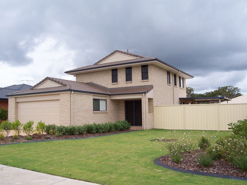 Sandstone Point QLD 4511