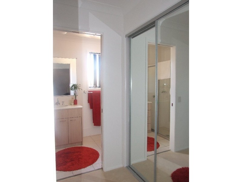 Sandstone Point QLD 4511