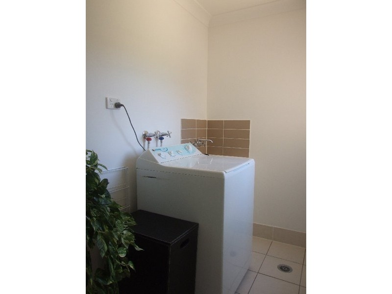 Sandstone Point QLD 4511