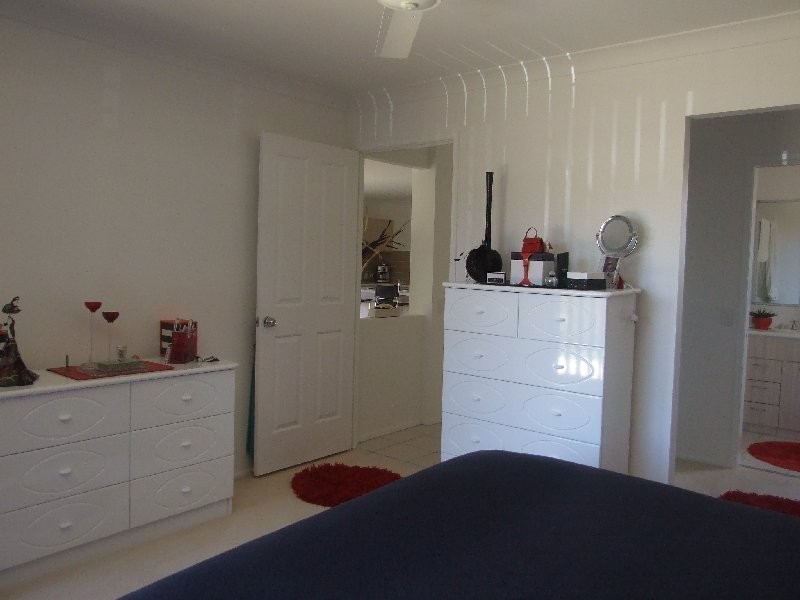 Sandstone Point QLD 4511