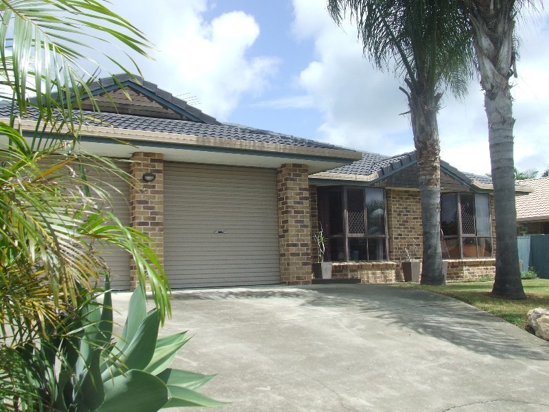 Sandstone Point QLD 4511