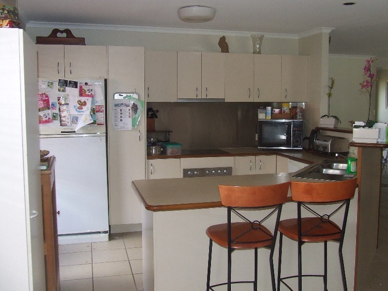 Sandstone Point QLD 4511