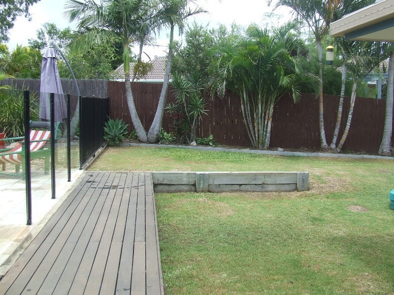 Sandstone Point QLD 4511