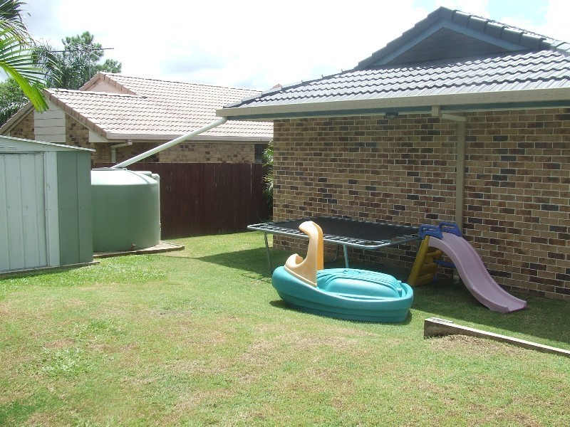 Sandstone Point QLD 4511