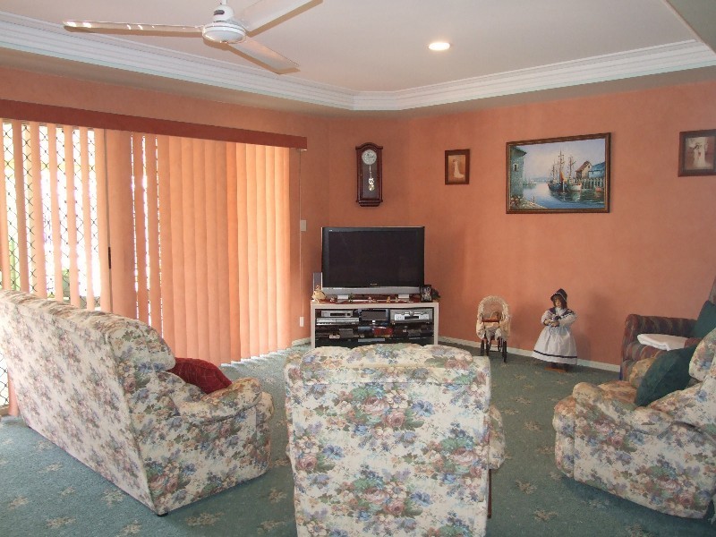 533 RP896527 Avon Avenue, Bribie Island QLD 4507