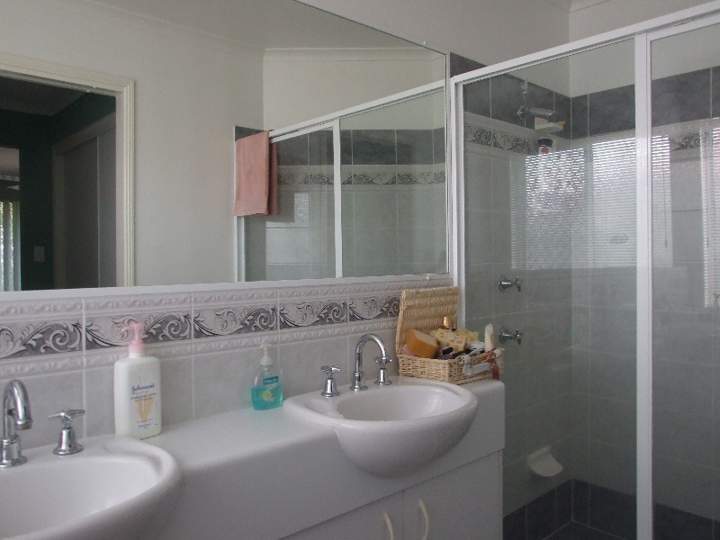 533 RP896527 Avon Avenue, Bribie Island QLD 4507