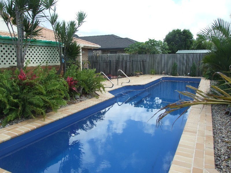 533 RP896527 Avon Avenue, Bribie Island QLD 4507