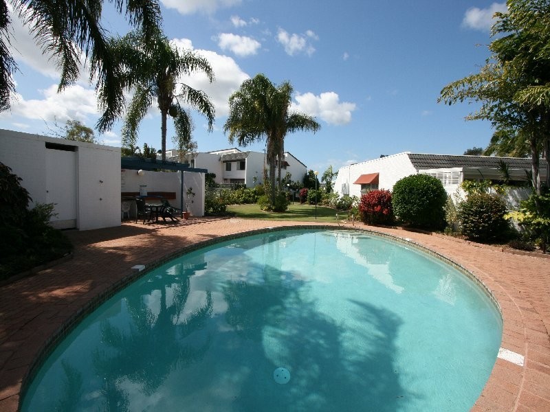 Sandstone Point QLD 4511