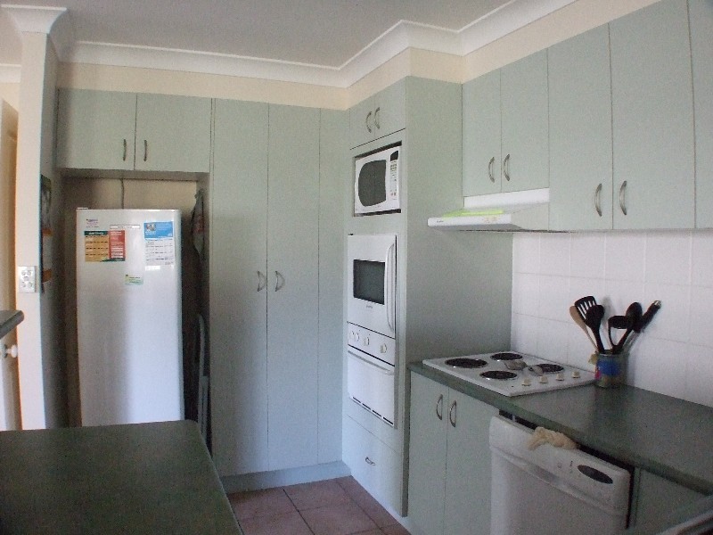 2/80 Coolgarra Ave, Bongaree QLD 4507