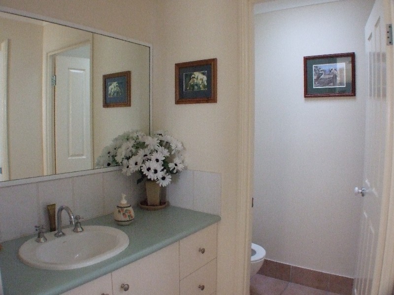 2/80 Coolgarra Ave, Bongaree QLD 4507