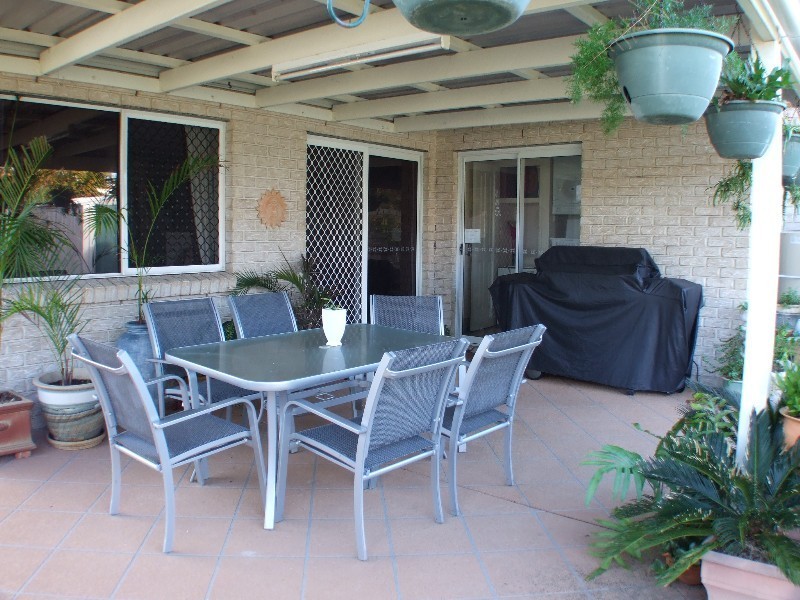 2/80 Coolgarra Ave, Bongaree QLD 4507