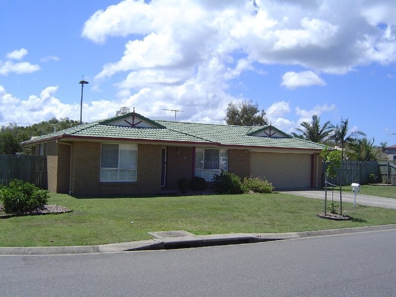 Sandstone Point QLD 4511