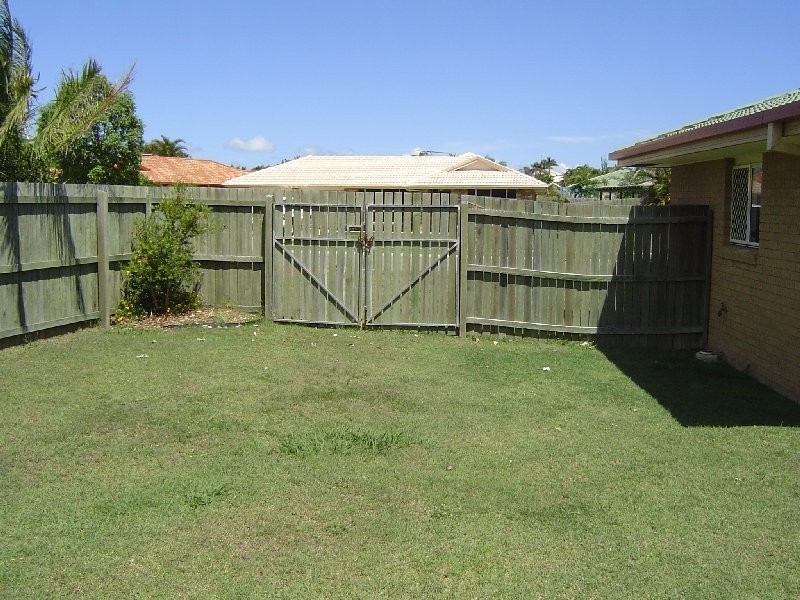 Sandstone Point QLD 4511