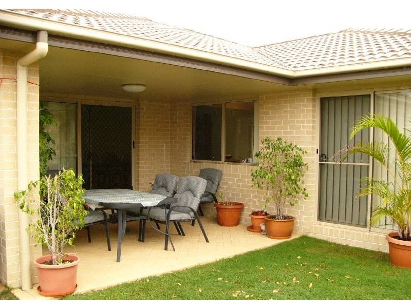 Sandstone Point QLD 4511