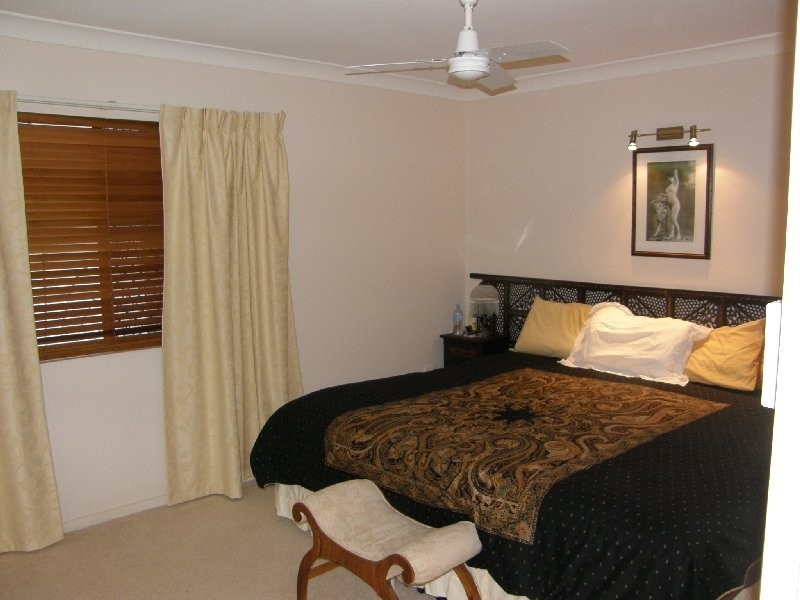 2/197 Welsby Parade, Bongaree QLD 4507