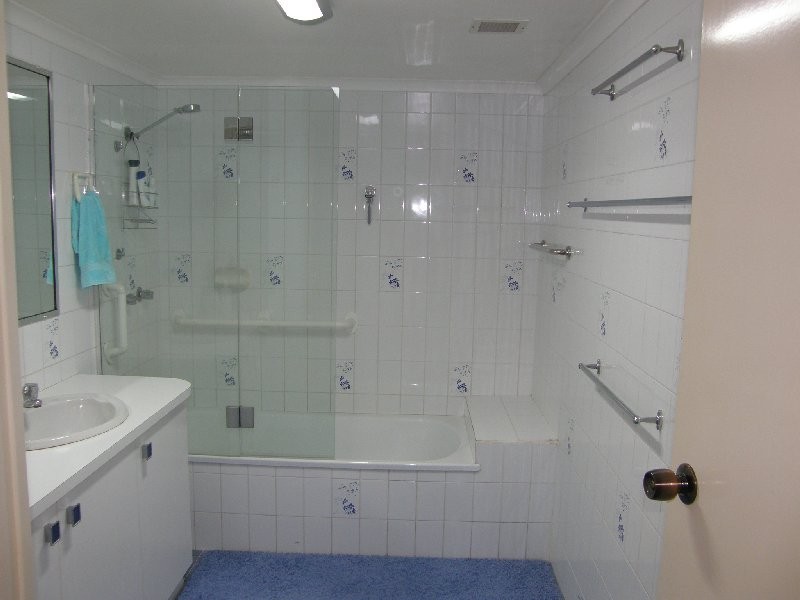 2/197 Welsby Parade, Bongaree QLD 4507