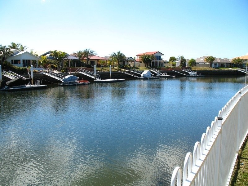 14 Tasman Court, Banksia Beach QLD 4507