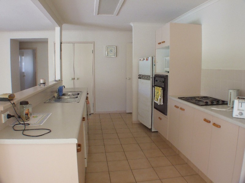 Sandstone Point QLD 4511