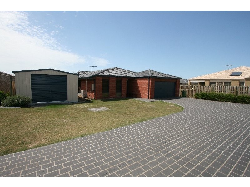 Sandstone Point QLD 4511