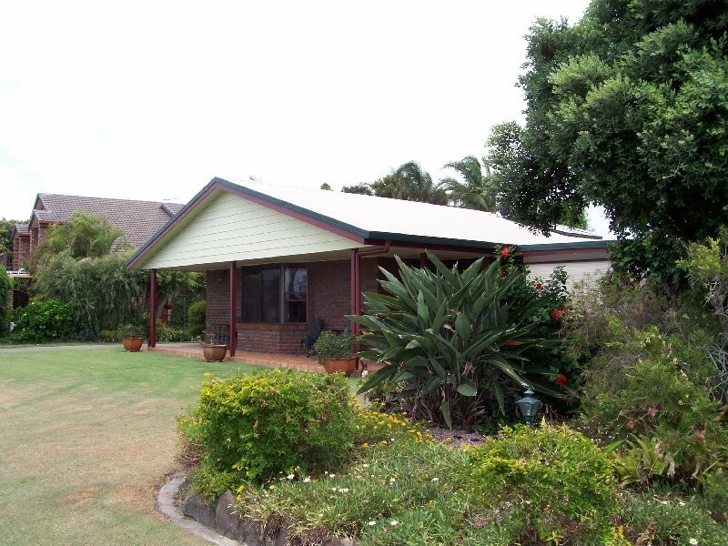 Sandstone Point QLD 4511