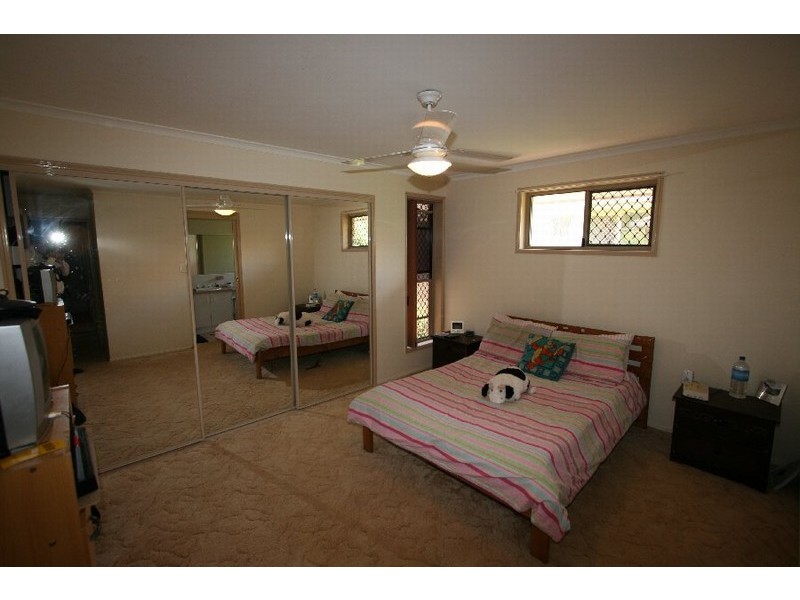 Sandstone Point QLD 4511