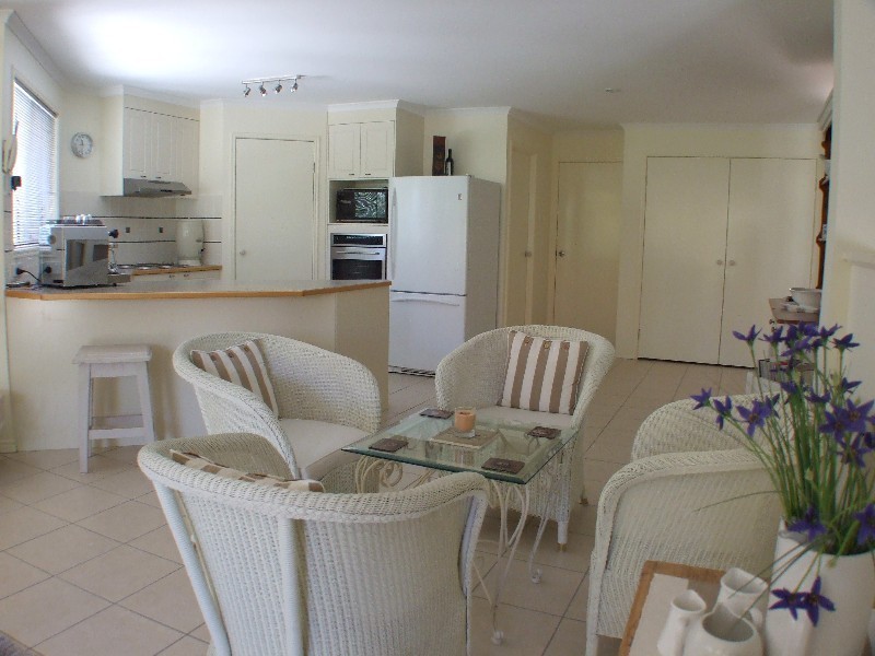 Sandstone Point QLD 4511