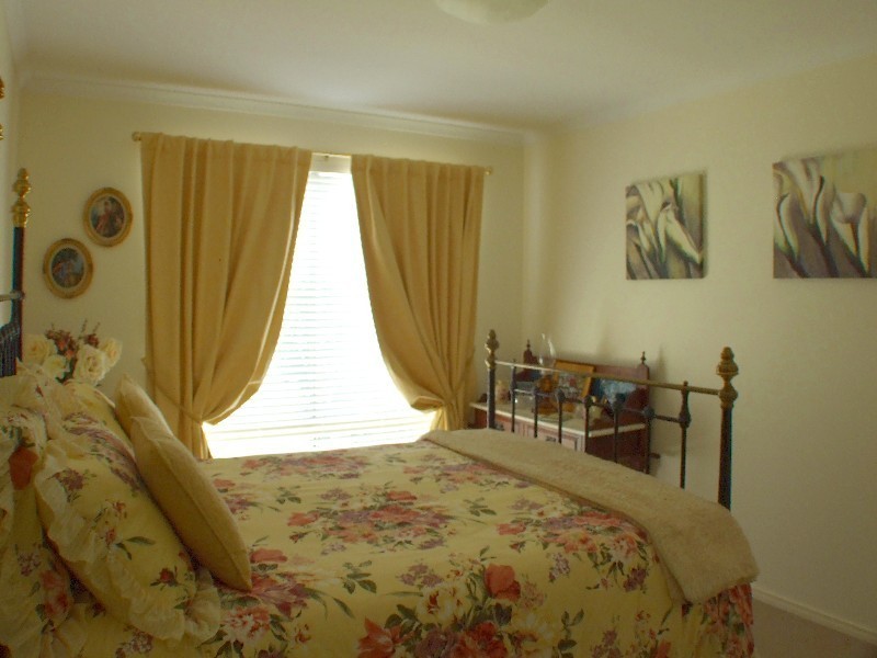 Sandstone Point QLD 4511