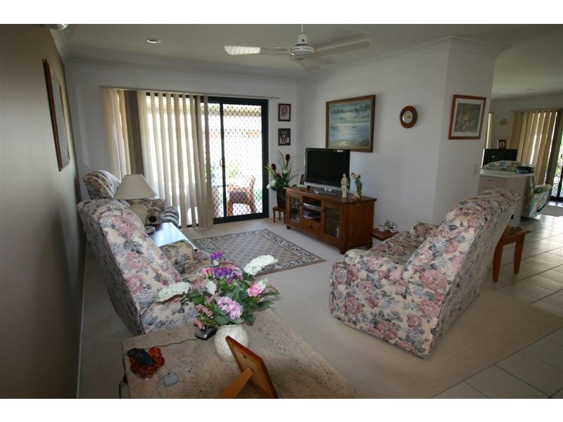 Sandstone Point QLD 4511