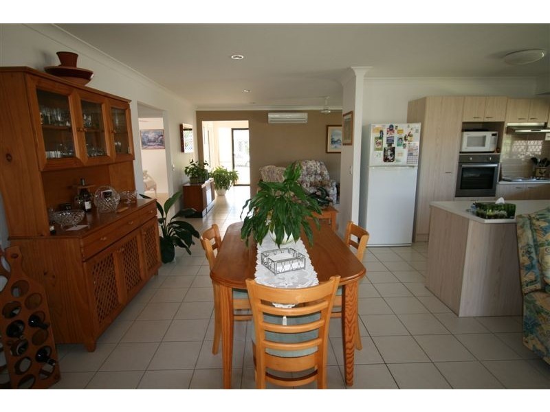 Sandstone Point QLD 4511