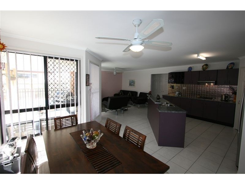 Sandstone Point QLD 4511