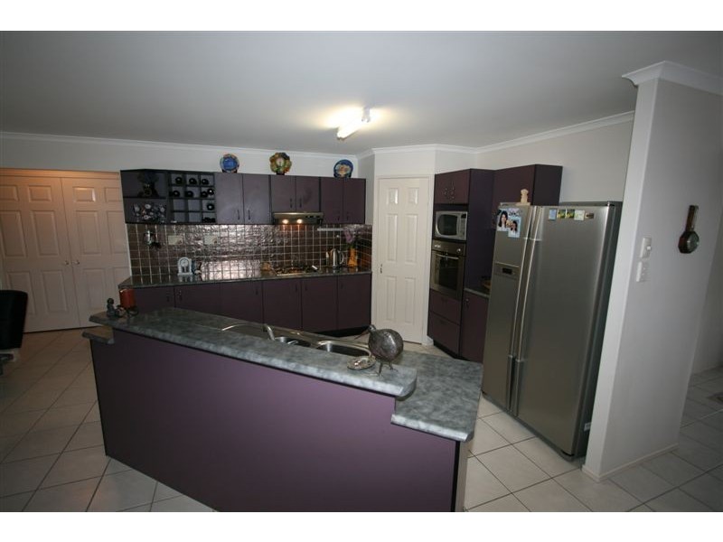 Sandstone Point QLD 4511