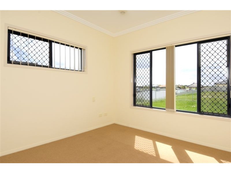 36 Barklya Cr, Bongaree QLD 4507