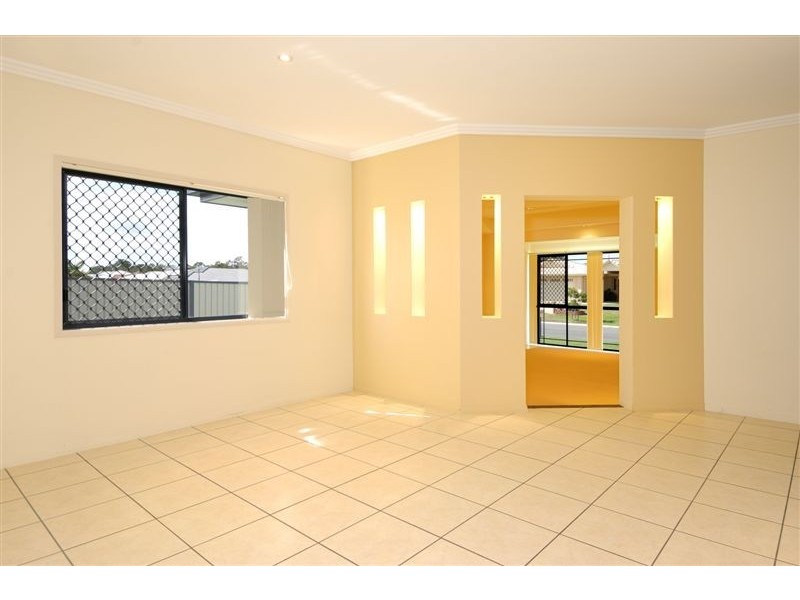 36 Barklya Cr, Bongaree QLD 4507