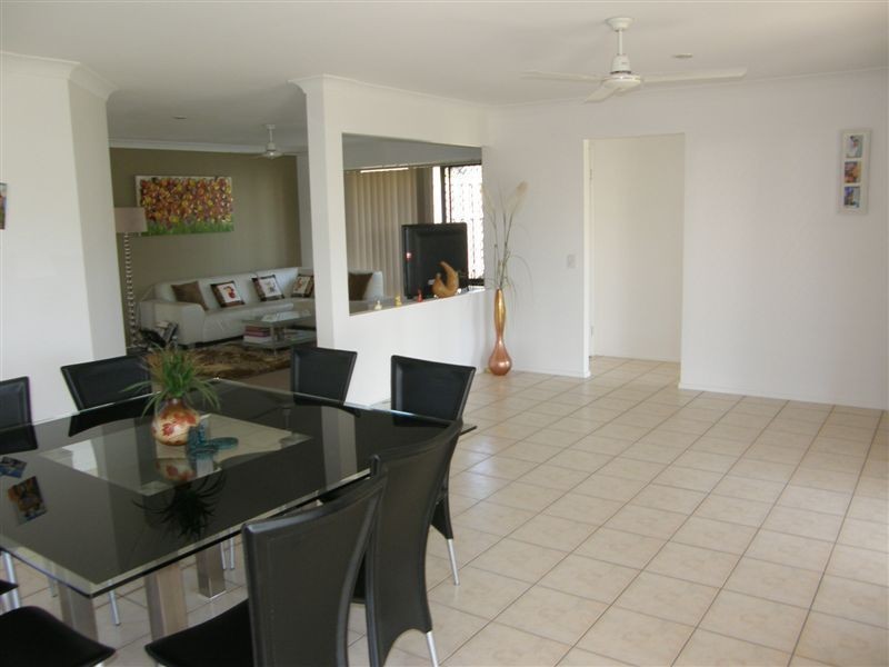 Sandstone Point QLD 4511