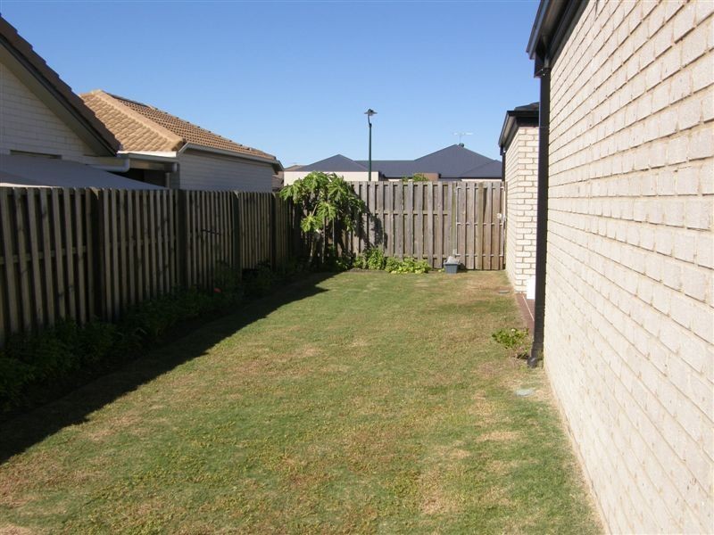 Sandstone Point QLD 4511