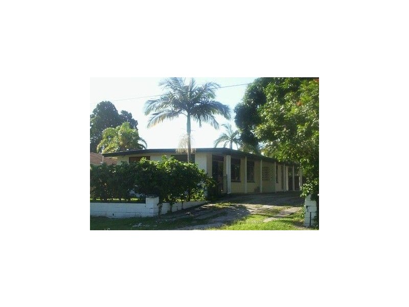 2/15 Tully Street, Bongaree QLD 4507