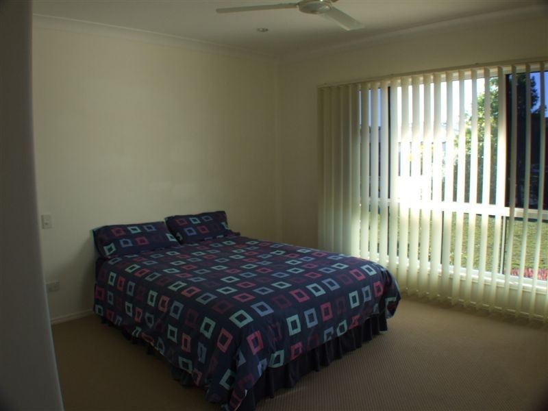 Sandstone Point QLD 4511