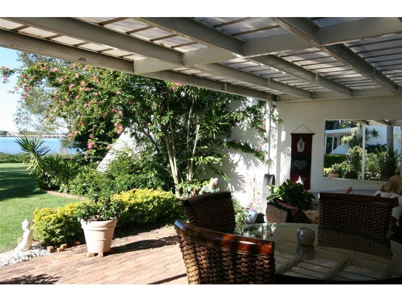 Sandstone Point QLD 4511