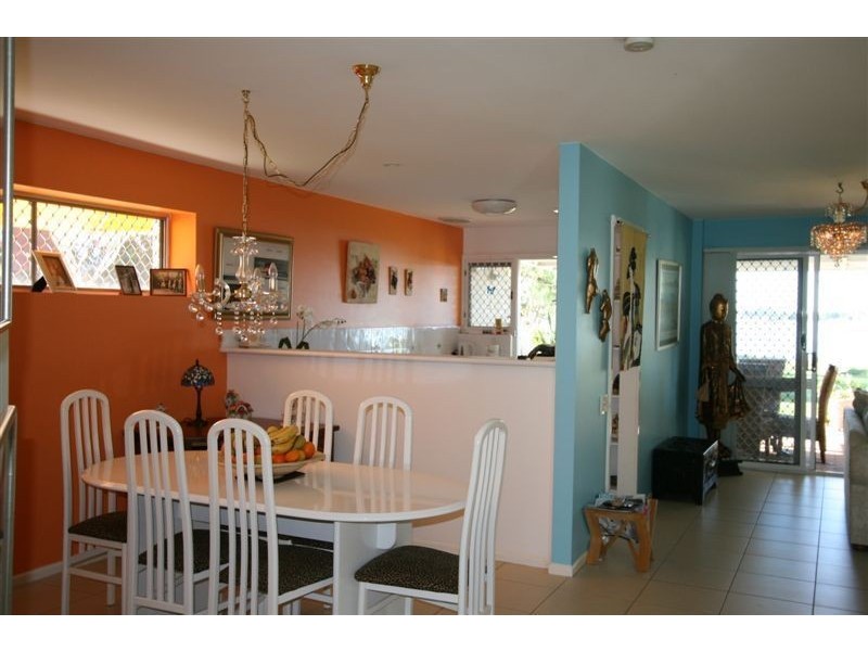 Sandstone Point QLD 4511