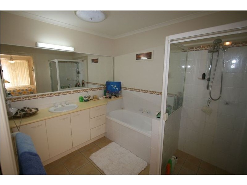 21/7 Goodwin Dr, Bongaree QLD 4507