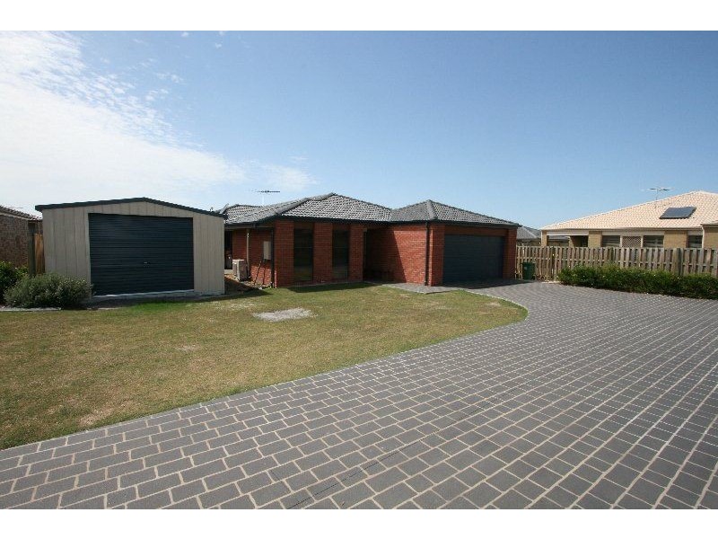 Sandstone Point QLD 4511