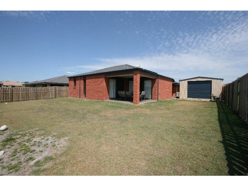 Sandstone Point QLD 4511