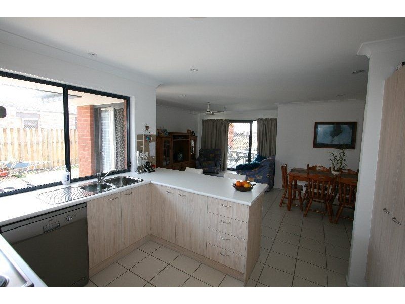 Sandstone Point QLD 4511