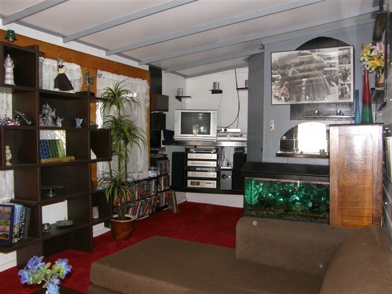 Site 101 Silver Shores Caravan Park, Bribie Island Rd, Ningi QLD 4511