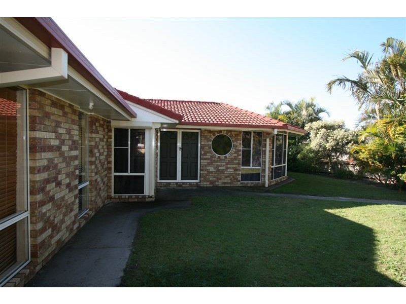 Sandstone Point QLD 4511