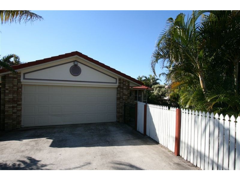 Sandstone Point QLD 4511